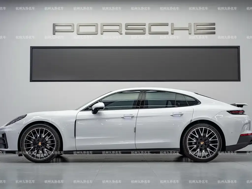 Porsche Panamera — фото 5