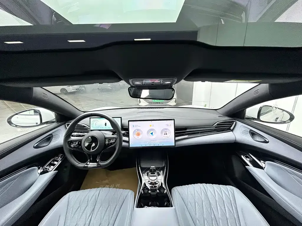 BYD Seal — фото 4