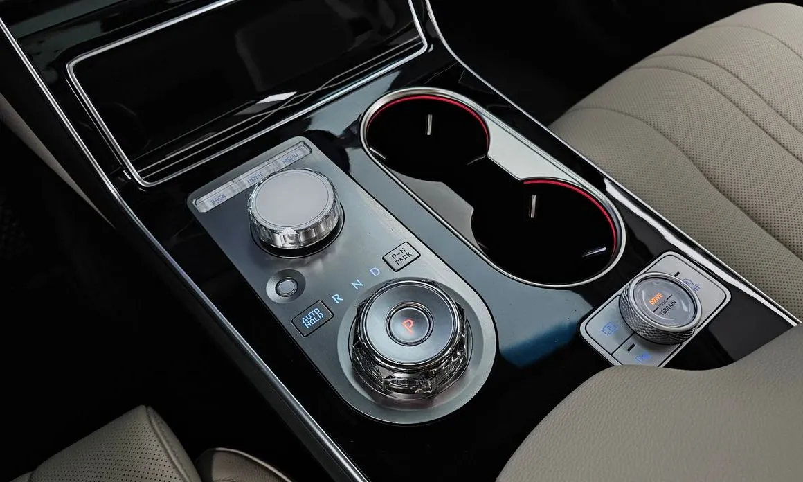 Genesis GV80 — фото 10