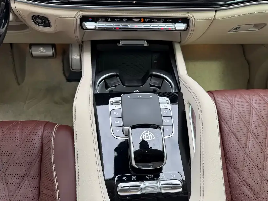 Mercedes-Benz GLS — фото 2