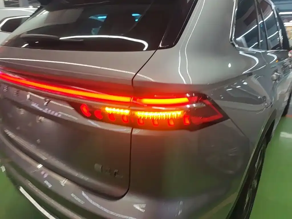 Geely Xingyue L — фото 2