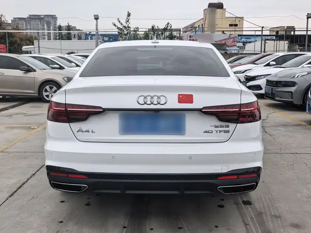 Audi A4L — фото 5