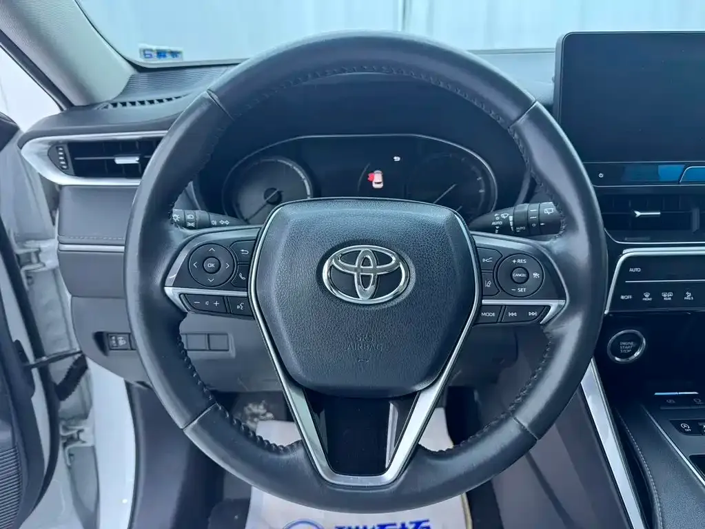 Toyota Venza — фото 9