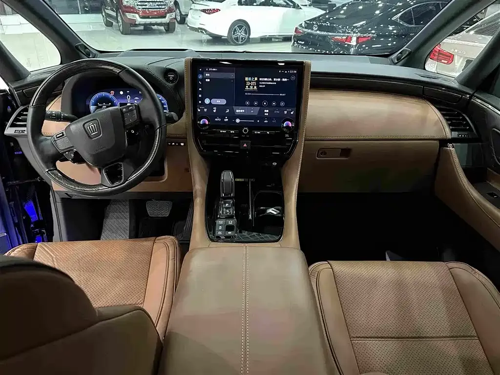 Toyota Vellfire — фото 6