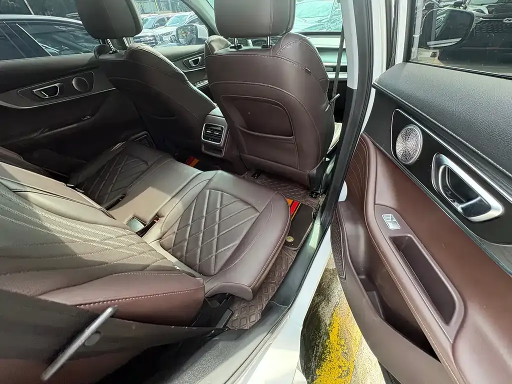 Chery Tiggo 8 PLUS — фото 2