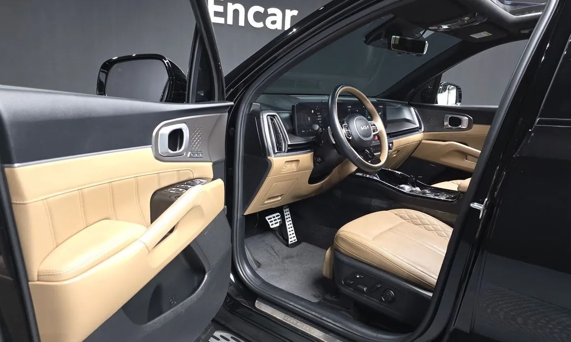 Kia Sorento — фото 6
