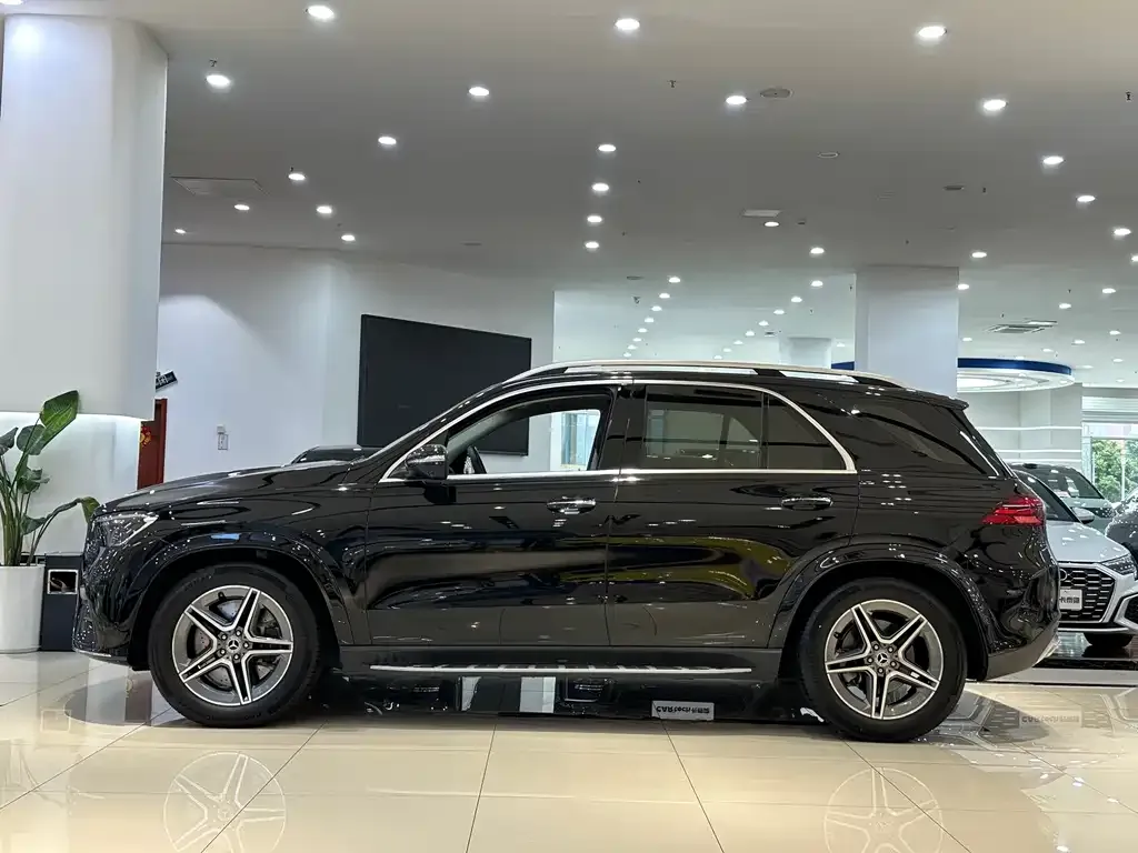 Mercedes-Benz GLE (Import) — фото 7
