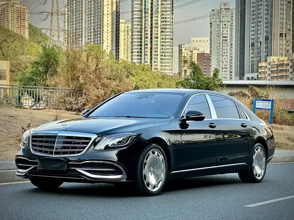 Mercedes-Benz S-Class — фото 1