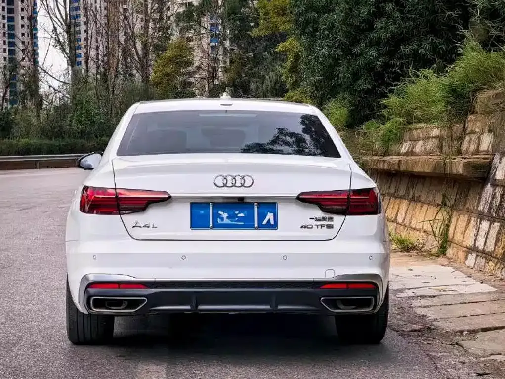 Audi A4L — фото 5