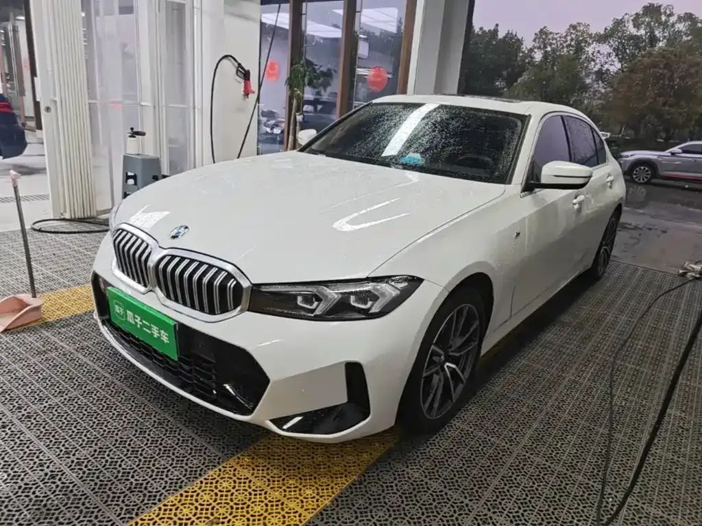 BMW 3 Series — фото 1
