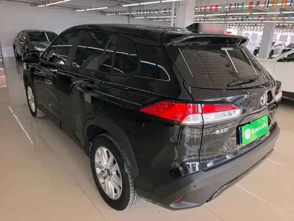 Toyota Corolla Cross — фото 2