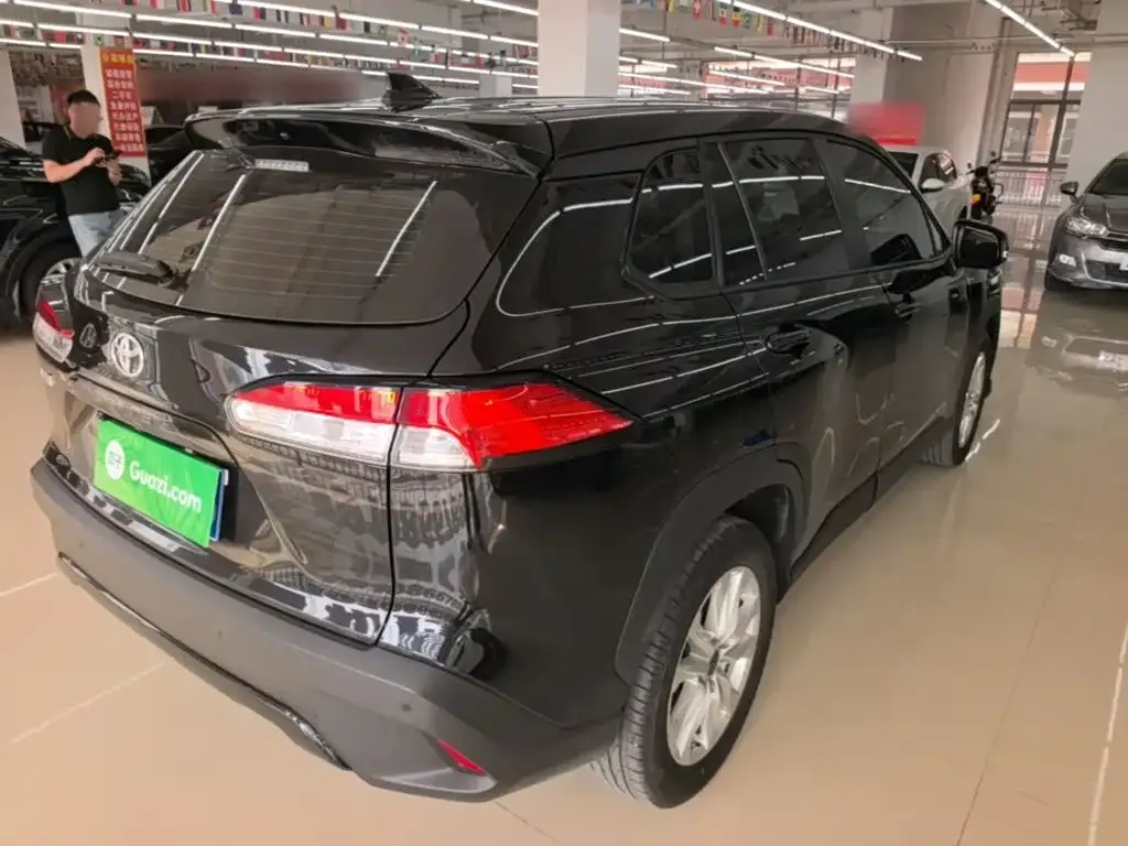 Toyota Corolla Cross — фото 3