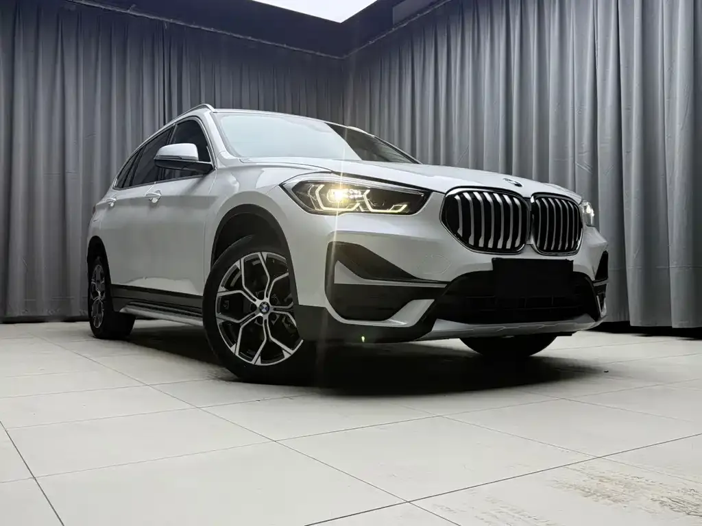 BMW X1 — фото 4