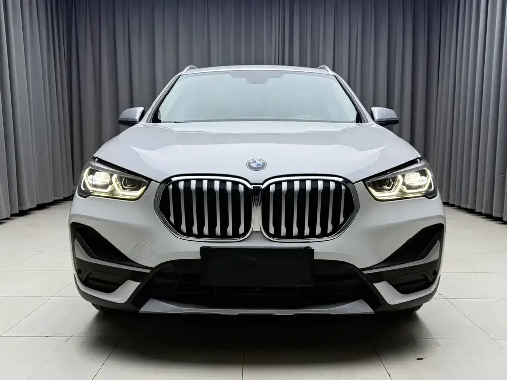 BMW X1 — фото 2