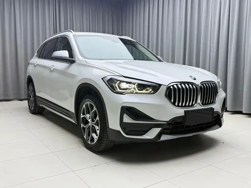 BMW X1 — фото 3
