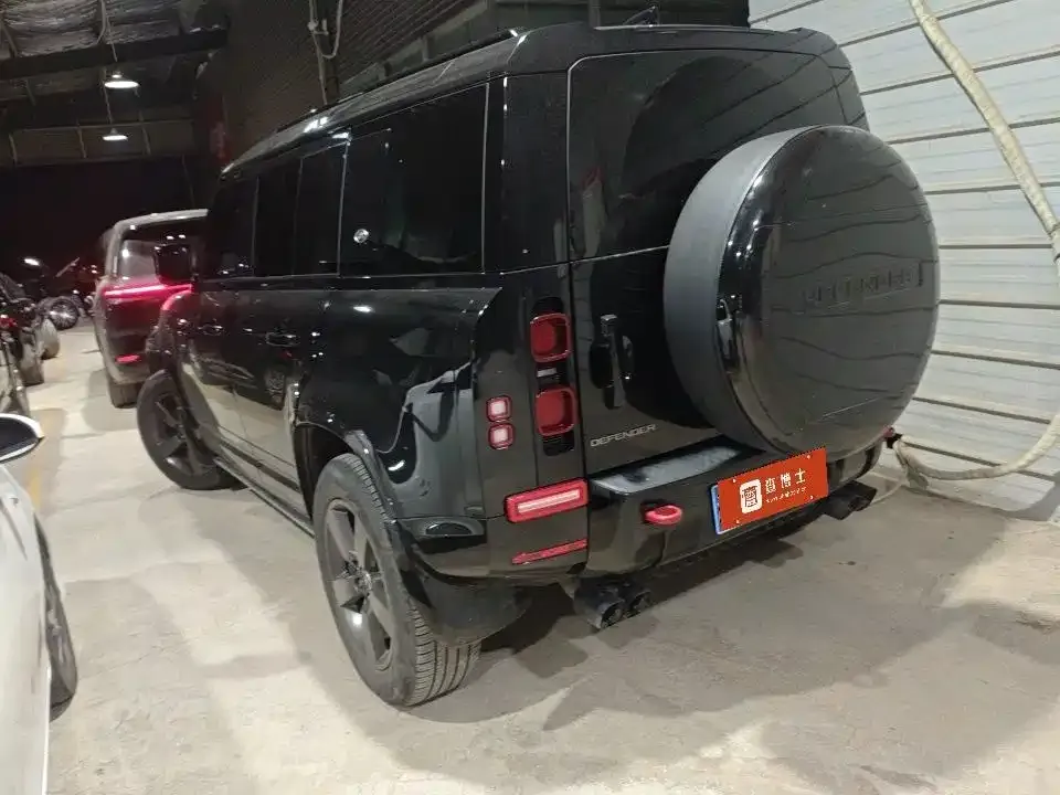 Land Rover Defender — фото 4