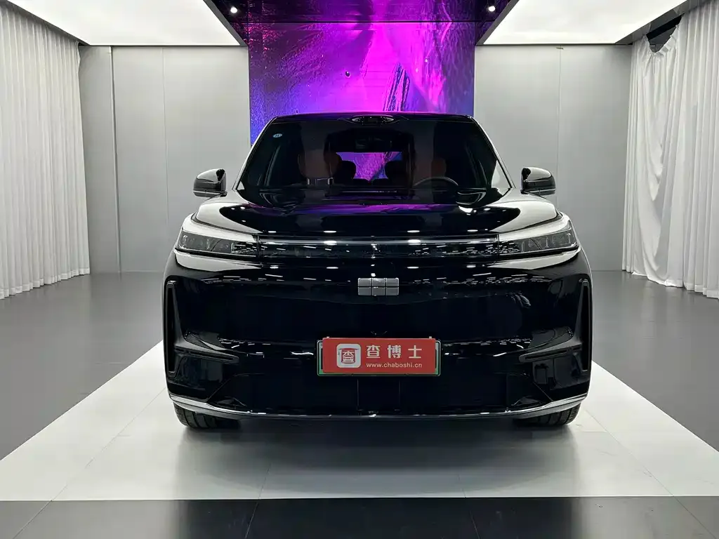 Geely Galaxy M9 — фото 7