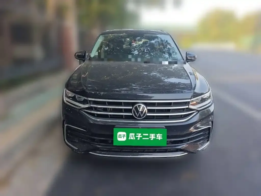 Volkswagen Tiguan L — фото 5