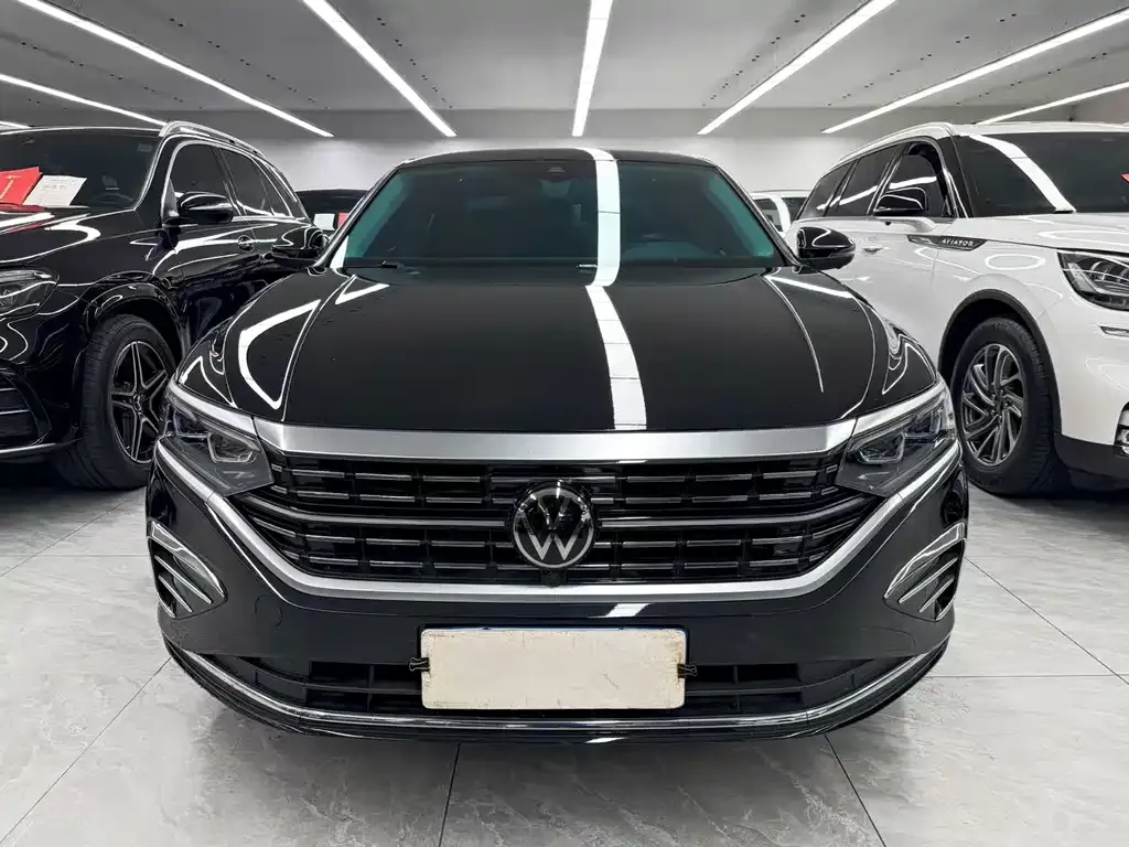 Volkswagen Passat — фото 4