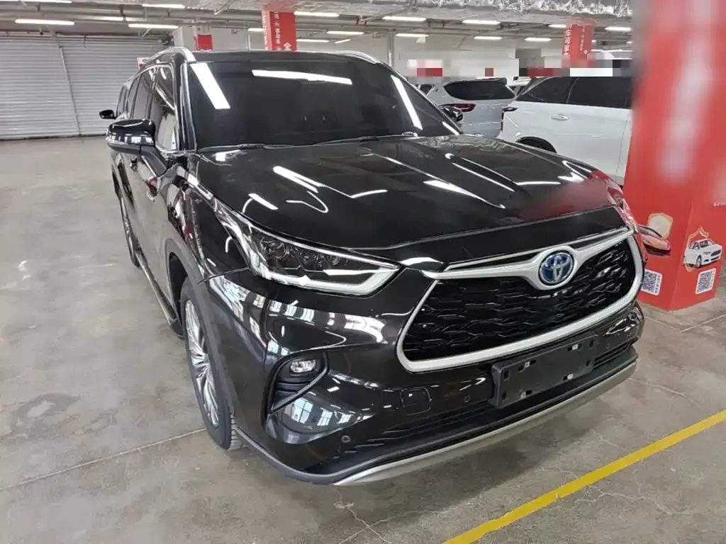 Toyota Highlander — фото 4