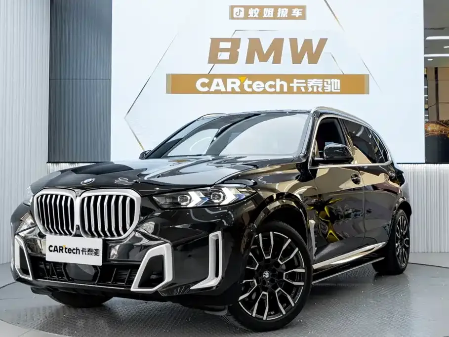 BMW X5 — фото 1