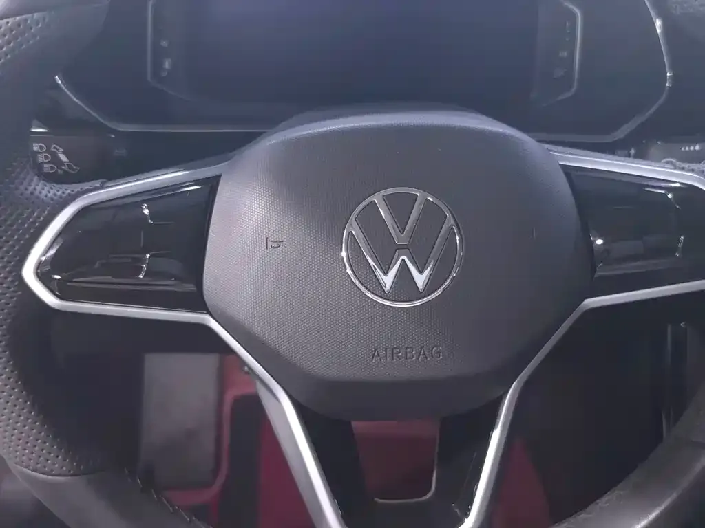 Volkswagen Passat — фото 9