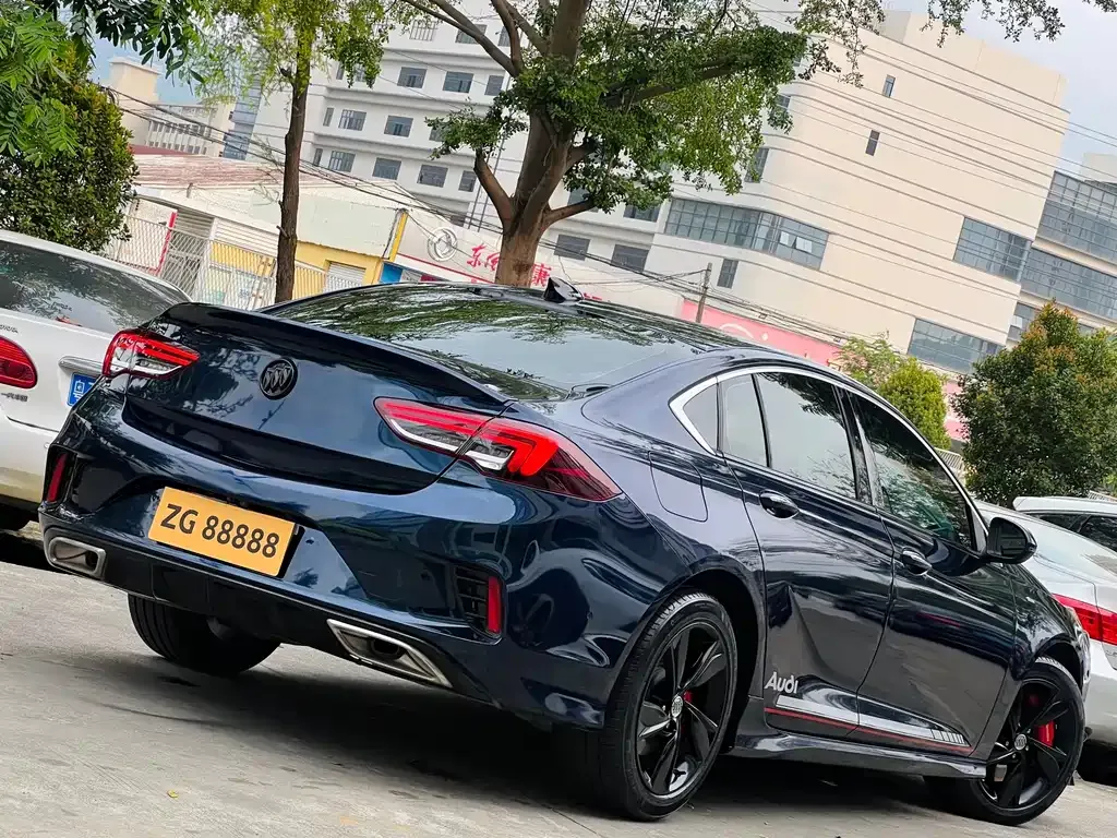 Buick Regal — фото 10