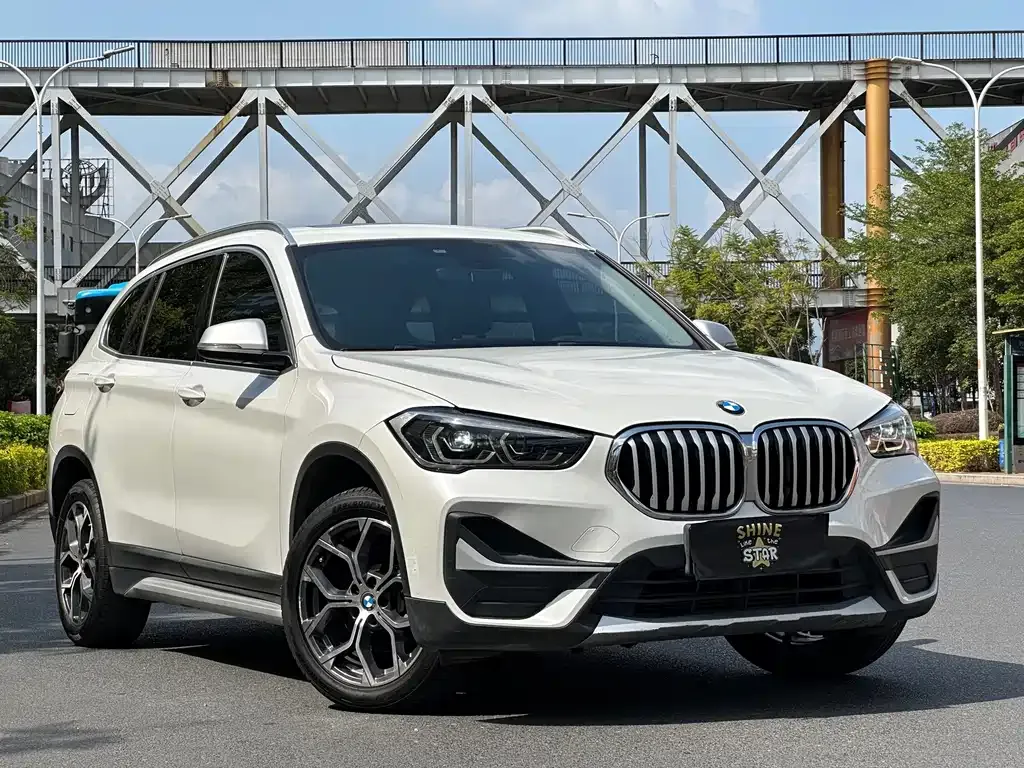 BMW X1 — фото 6