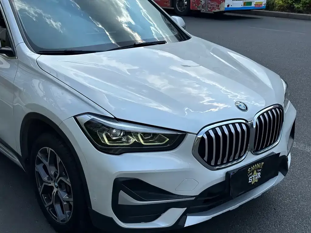 BMW X1 — фото 3