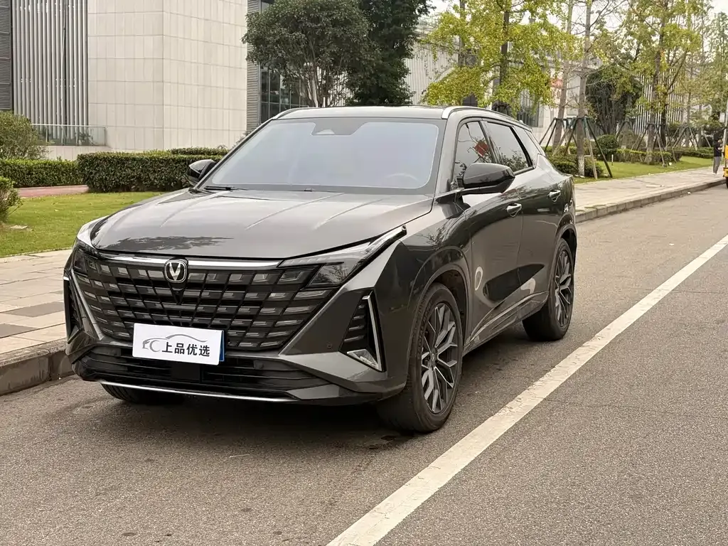 Changan CS75 — фото 1