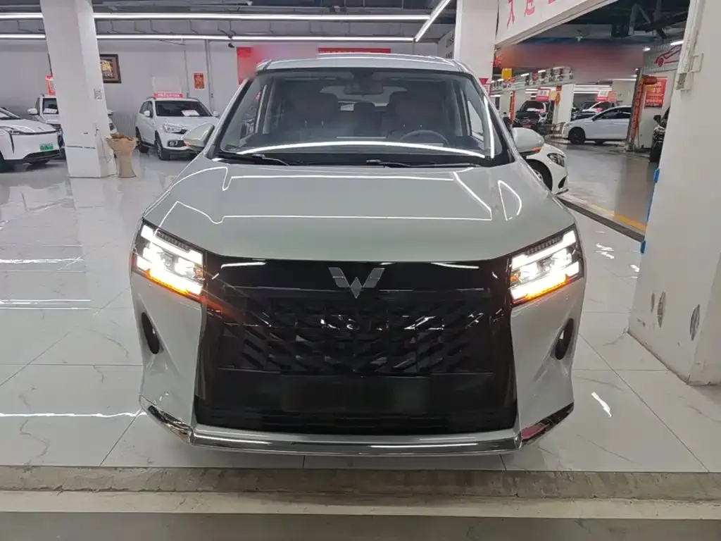 Wuling Xingguang 730 New Energy — фото 8