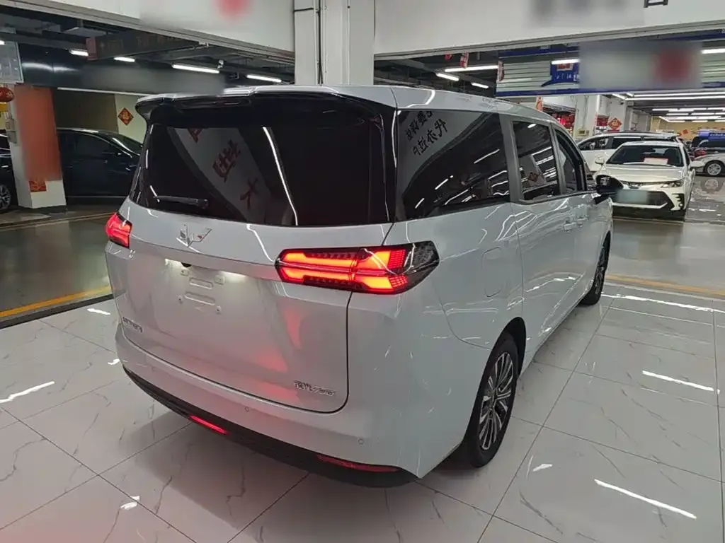 Wuling Xingguang 730 New Energy — фото 5