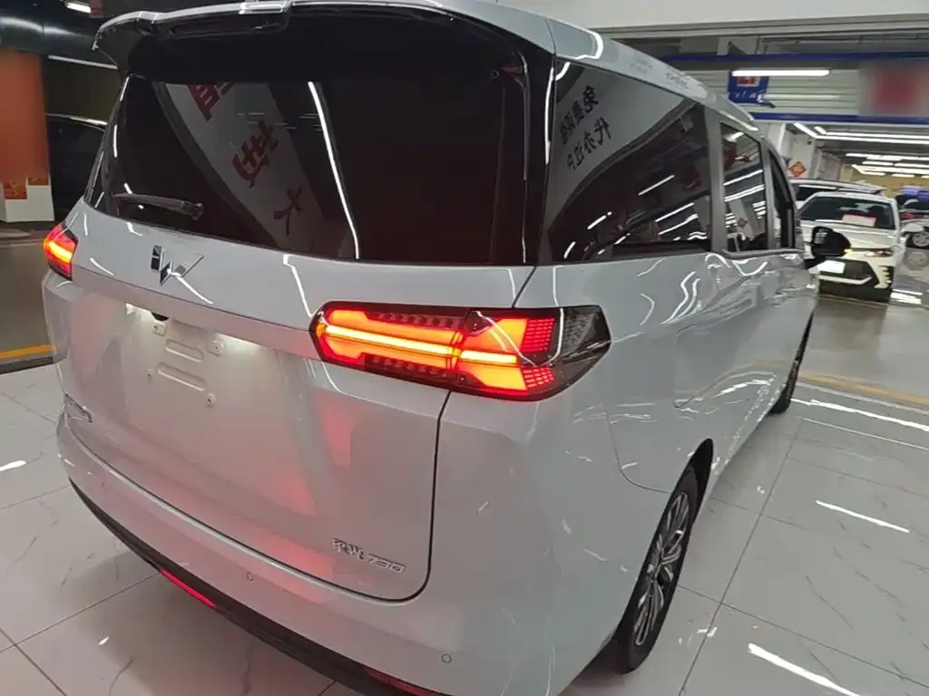 Wuling Xingguang 730 New Energy — фото 7