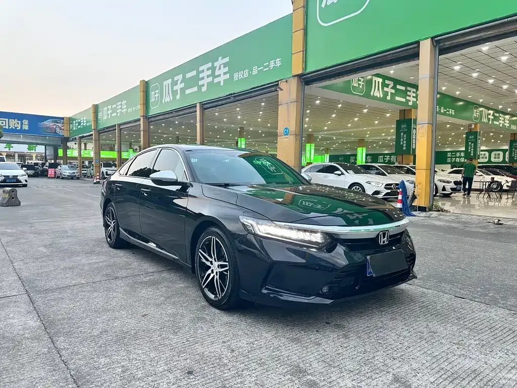 Honda Inspire — фото 6