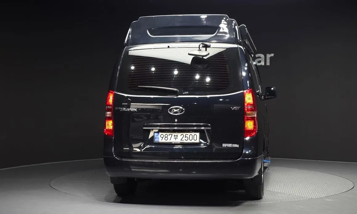Hyundai Starex — фото 2