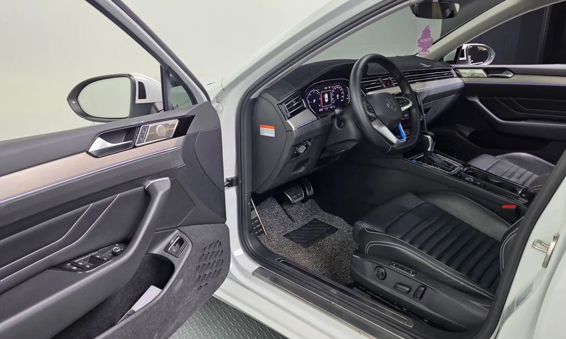 Volkswagen Passat — фото 8