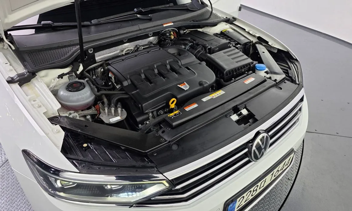 Volkswagen Passat — фото 6