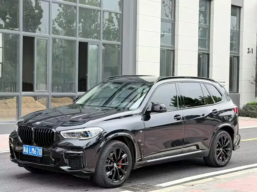 BMW X5 — фото 1