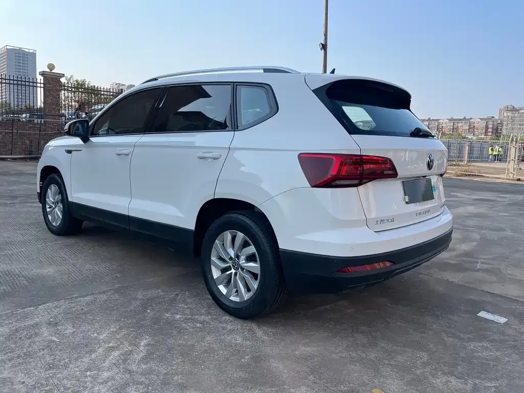 Volkswagen Tharu — фото 7