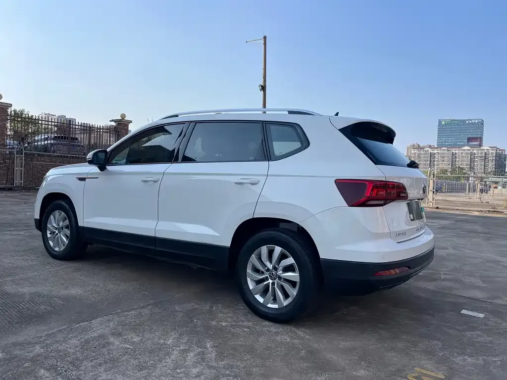 Volkswagen Tharu — фото 3