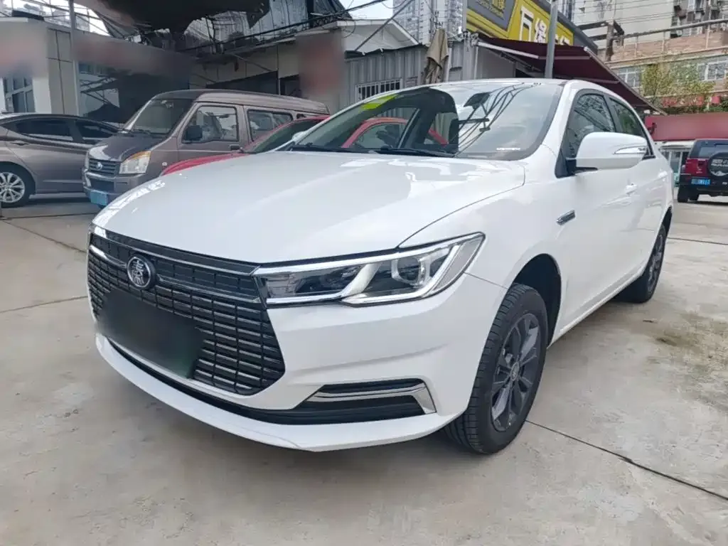 BYD Qin PLUS — фото 1