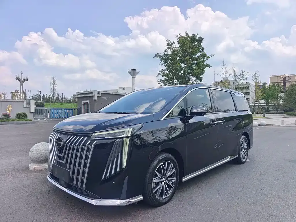 GAC Motor Trumpchi M8 — фото 1