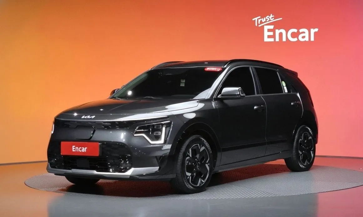 Kia Niro — фото 1