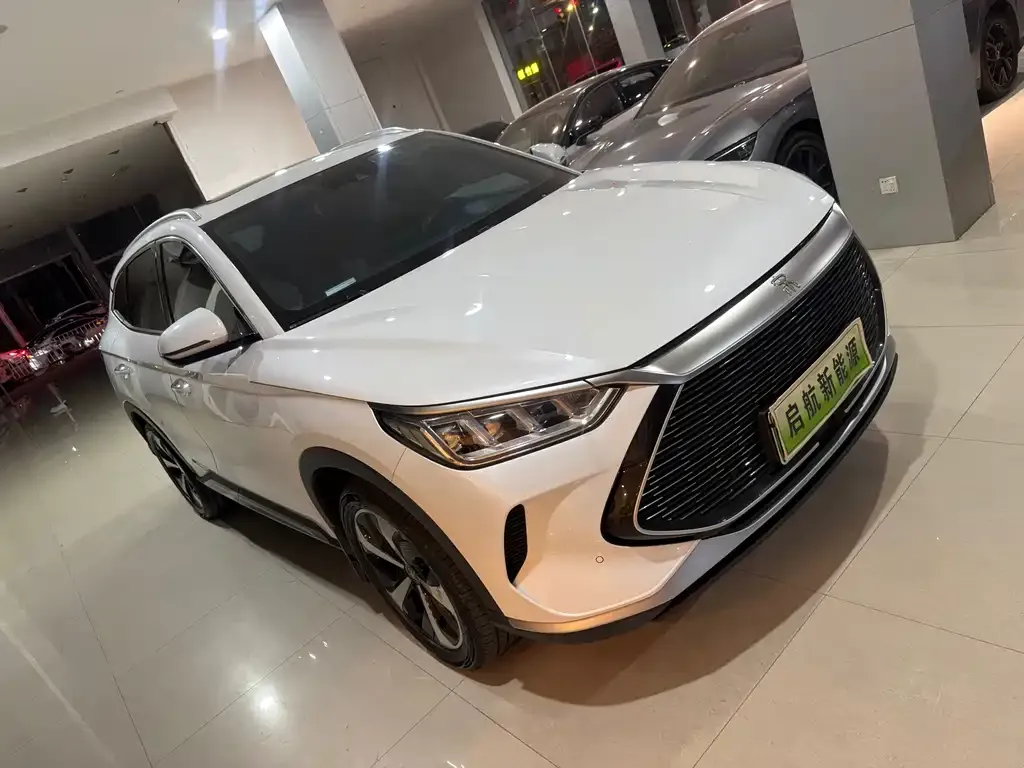 BYD PLUS New Energy — фото 4