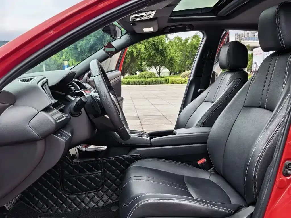 Honda Civic — фото 5