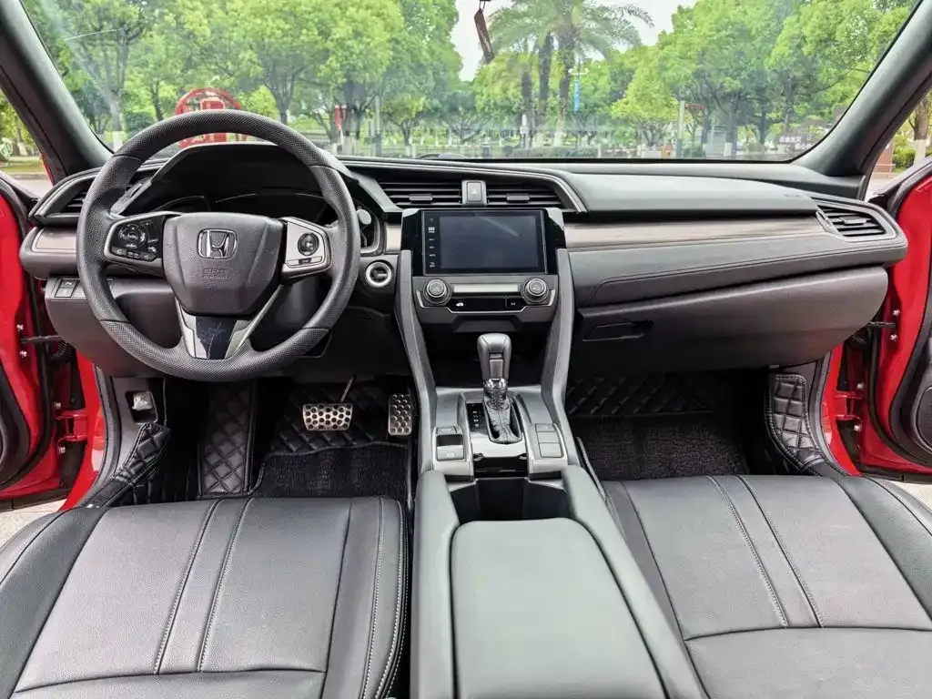 Honda Civic — фото 4