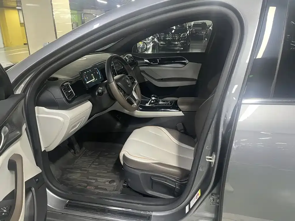 BYD Qin PLUS — фото 4