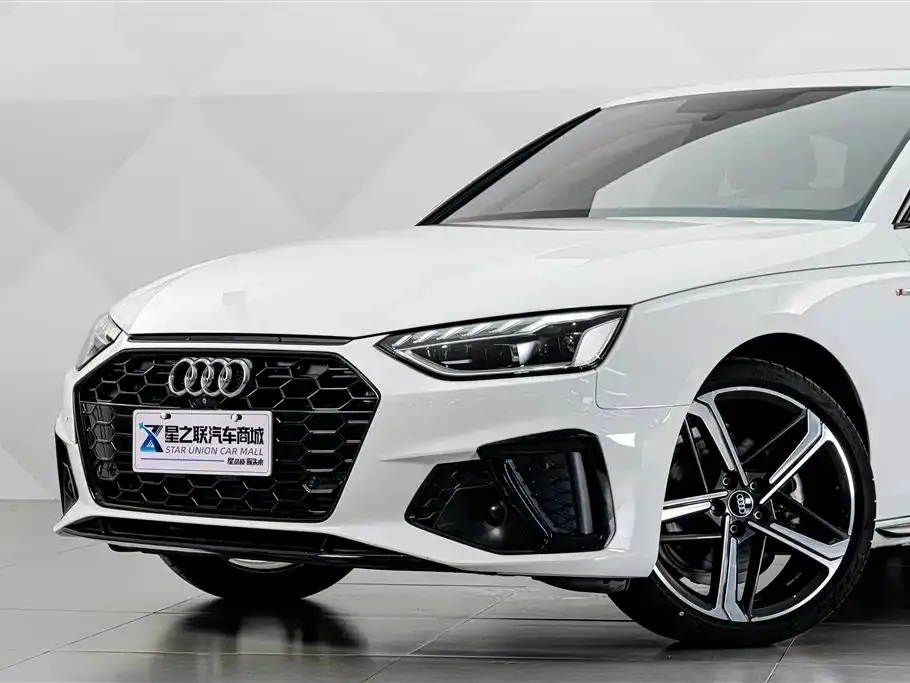 Audi A4L — фото 9