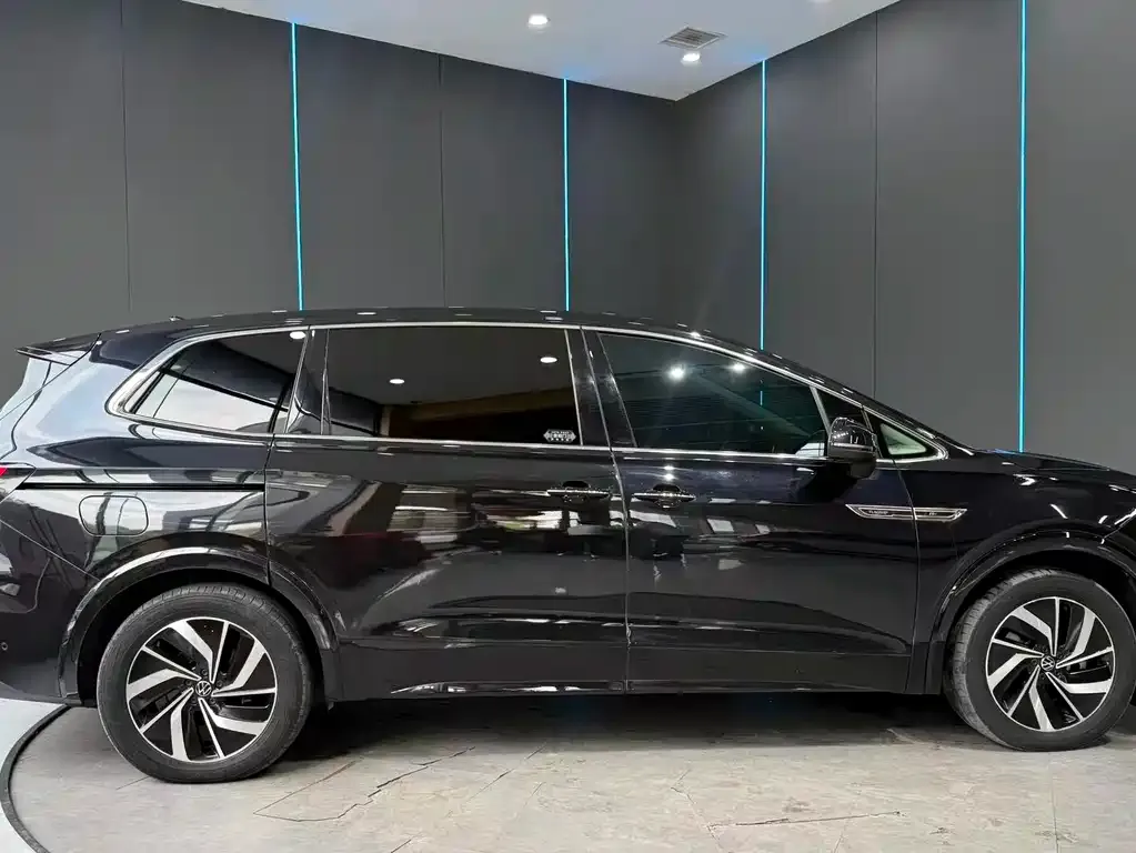Volkswagen Viloran — фото 8