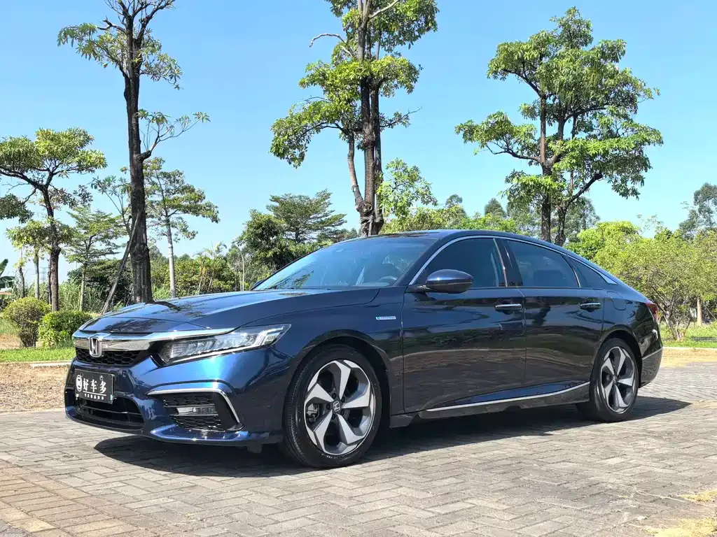 Honda Inspire — фото 1